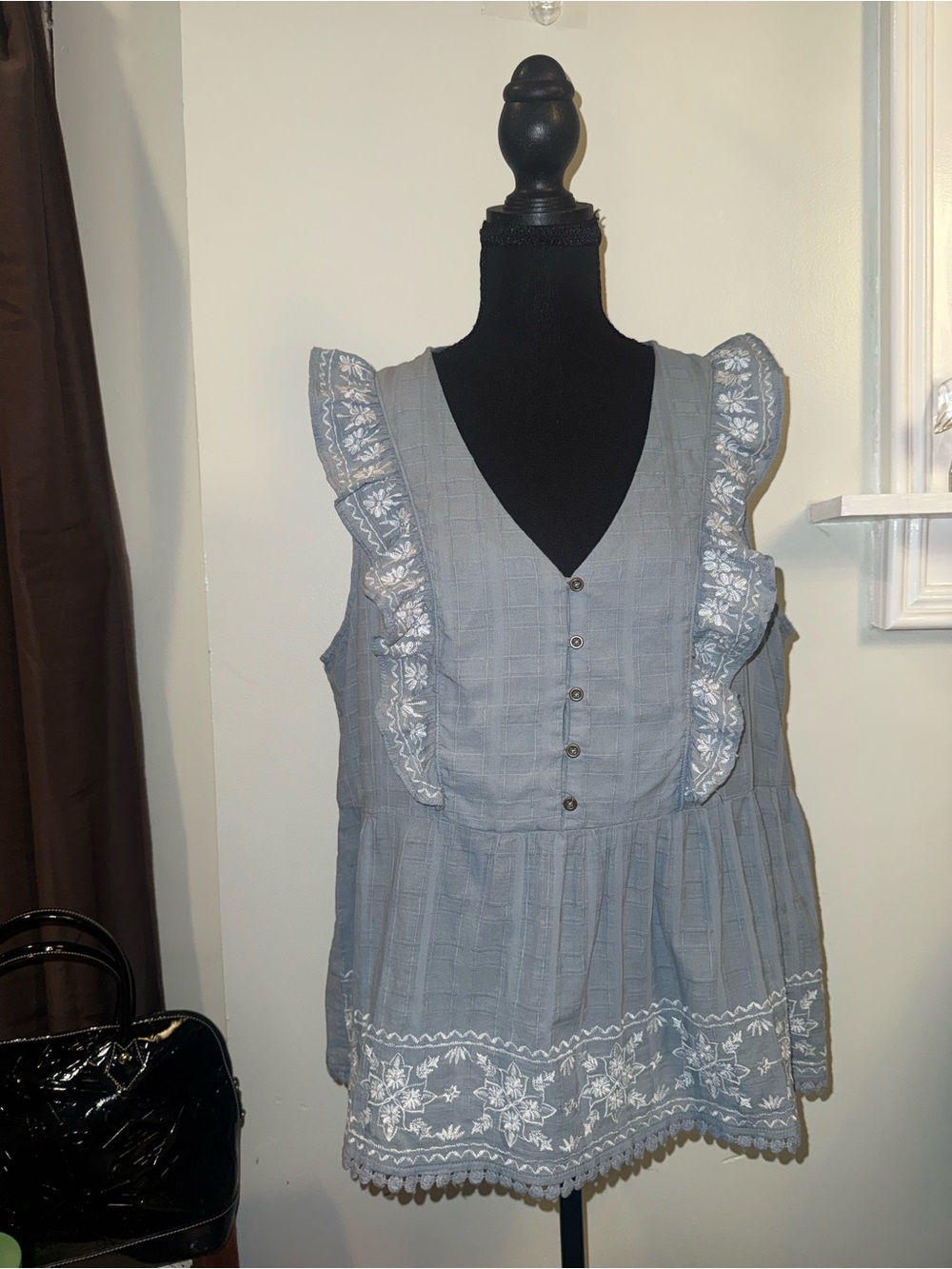 Knox Rose Light Slate Blue/Sage Embroidered Ruffle Peplum Tank